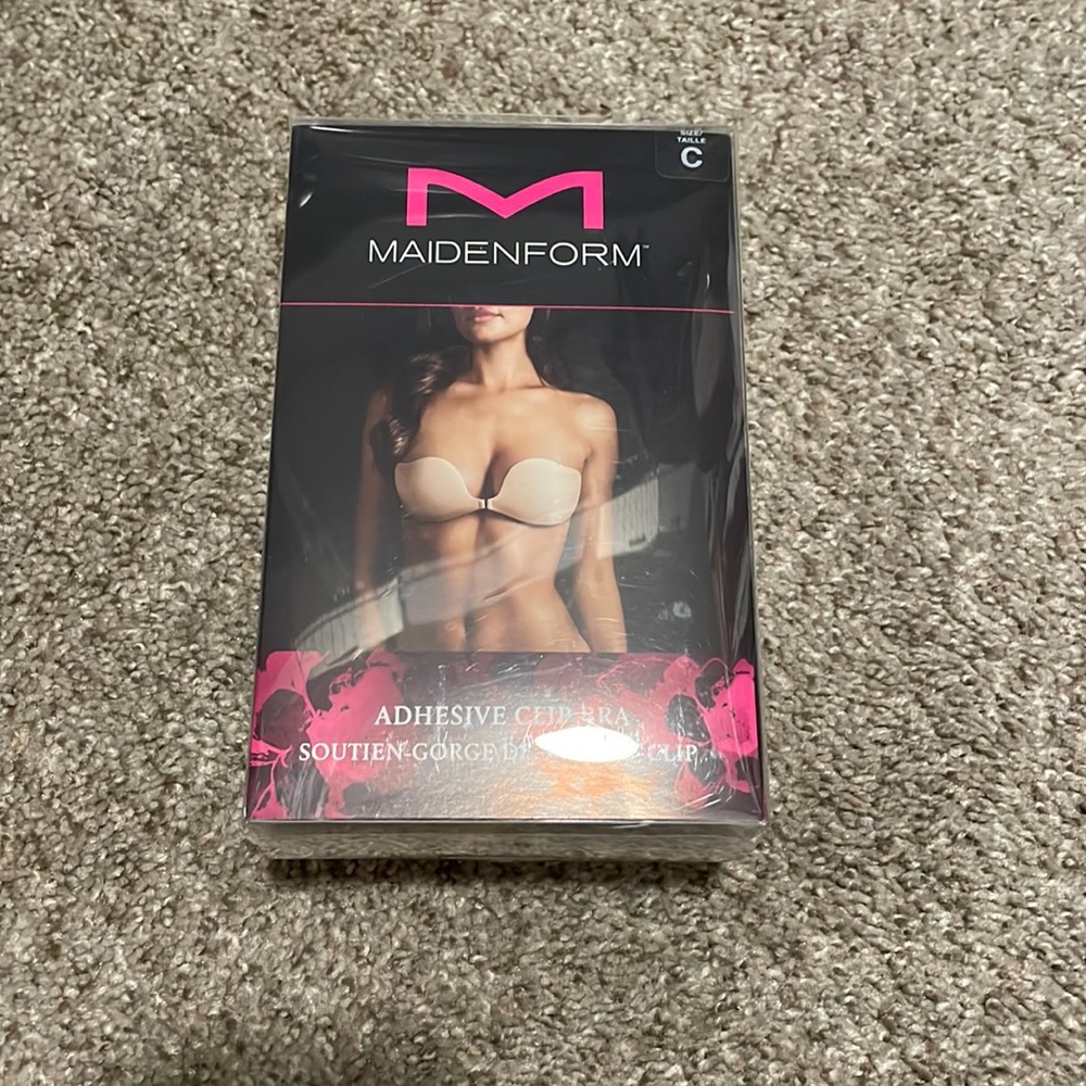 MaidenForm sticky bra cups